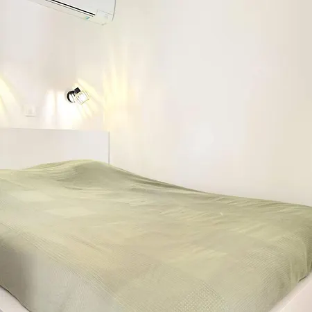 Climatisé, Vue - 4 Pers. - Fr-1-251-950